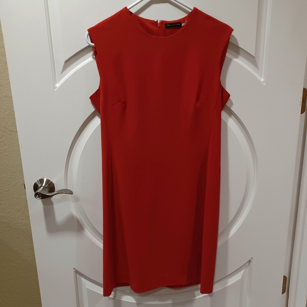 Josie Natori Red Sleeveless Shift Sheath Dress 10 Business Cocktail Round‎ Neck